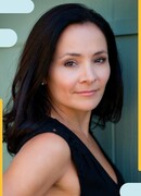 Сара Эдмондсон (Sarah Edmondson)