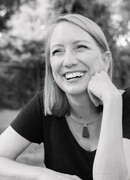 Николь Лесперанс (Nicole Lesperance)