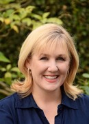 Джули МакЭлвен (Julie McElwain)