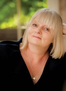 Дженис Хэдлоу (Janice Hadlow)