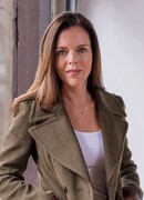 Мэри Бет Кин (Mary Beth Keane)