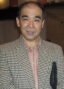 Ёсики Танака (Yoshiki Tanaka: 田中 芳樹)