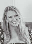 Тара Девитт (Tarah DeWitt)