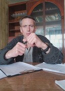 Лев Трапезников