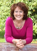 Керри Фишер (Kerry Fisher)