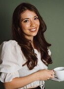 Эрин Лонгхёрст (Erin Niimi Longhurst)