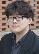 Юи Судзуки (Yui Suzuki: 鈴木 結生)