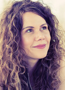 Кора Рейли (Cora Reilly)