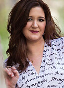 Коринн Майклс (Corinne Michaels)