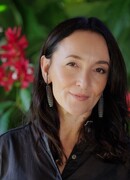 Кортни Коллинз (Courtney Collins)