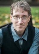 Стюарт Тёртон (Stuart Turton)