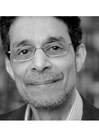 Автор Рохинтон Мистри 18.12.25